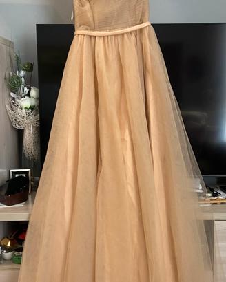 Abito lungo elegante per grandi occasioni