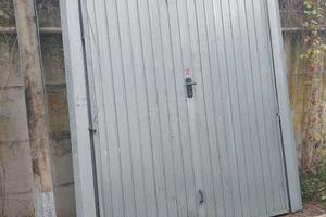 Porta basculante zincata