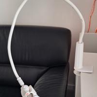 Pinza per usare il cellulare senza mani