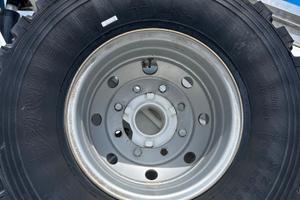 PNEUMATICI E CERCHI 365/80 R20