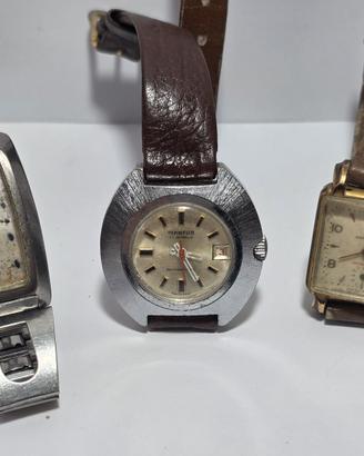 Lotto di 3 orologi donna meccanici da revisionare