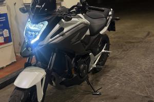 Honda nc 750 X dct