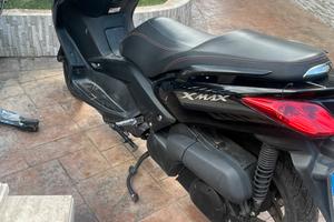 X Max 250 2010