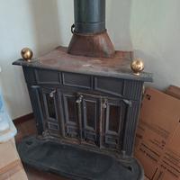 stufa a legna in ghisa 1800