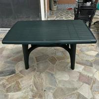 Tavolo esterno