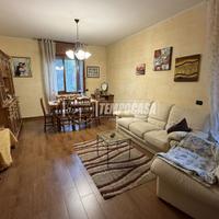 Villetta a schiera d'angolo