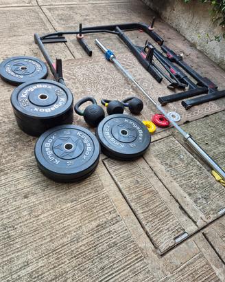 set attrezzatura palestra,crossfit,pesistica,pesi