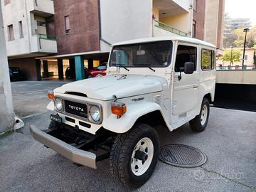 Toyota Land Cruiser BJ40 LA 1980