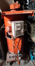 Pompa miscelatrice per iniezioni cementizie