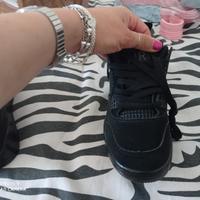scarpe nere NUOVE numero 36
