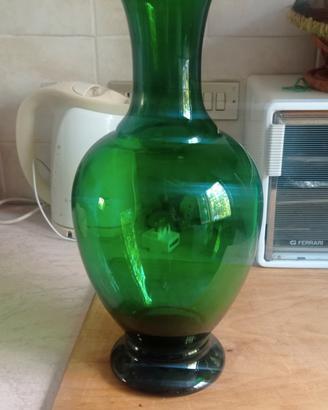 vaso di vetro antico