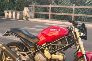 Stupenda ducati Monster