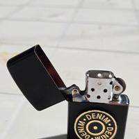 accendino simil zippo...denim