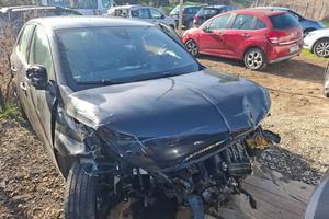 OPEL CORSA 6 SERIE 2024 EURO6E INCIDENTATA