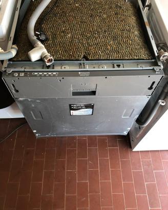 lavastoviglie da incasso hotpoint Ariston