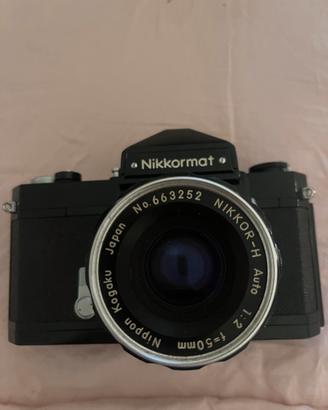 Macchina Nikkormat vintage