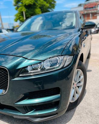 Jaguar F-Pace 2.0 D 180 CV AWD aut. R-Sport