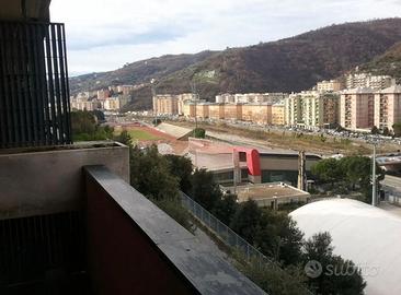 Molassana luminoso con due camere e balcone