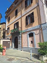 MANSARDA ARREDATA NEL CUORE DI COSENZA