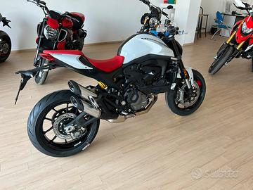 Ducati Monster 937 white