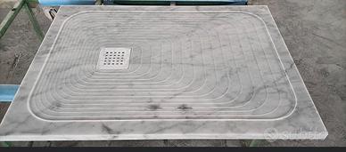 Piatti doccia, acquai, lavabi in marmo