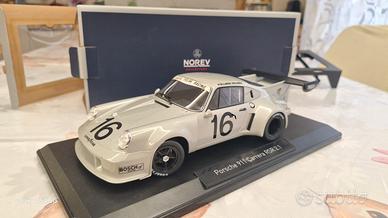 Porsche Carrera rsr 1:18 Norev