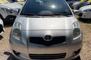 Toyota Yaris 1.4 D-4D 5 porte Navi