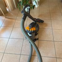 Aspirapolvere dyson