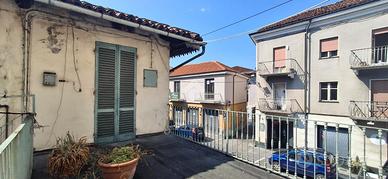CASA SEMINDIPENDENTE A GASSINO TORINESE