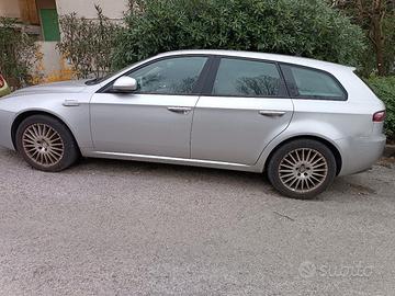 alfa romeo 159 quadrifoglio 
