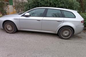 alfa romeo 159 quadrifoglio 