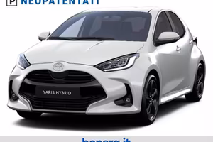Toyota Yaris 1.5h 130 Premium