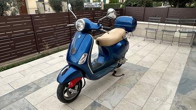 Piaggio Vespa 50 LX