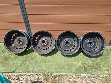 Cerchi in acciaio 185/65 R15 clio IV Serie 2018