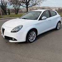 AlfaRomeo Giulietta  Benz/Gpl  120CV 2018 !