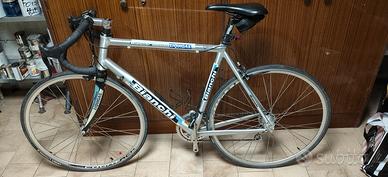 Bici Bianchi via Nirone liquigas 