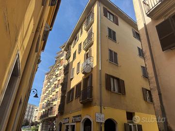 4 LOCALI A AVELLINO