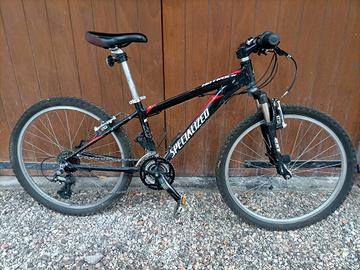 Mountain Bike Hot Rock  Specialized 