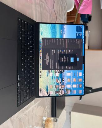 Apple MacBook Pro M5 14 Pollici 16/512GB