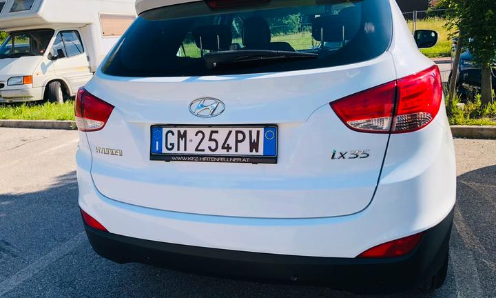 Hyundai 2011 bianco