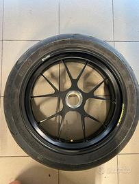 Cerchi marchesini mv agusta brutale ed F4 pre 2010