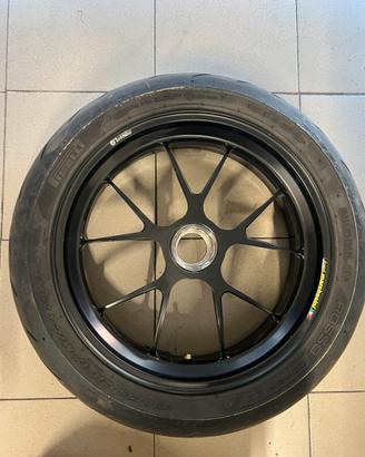 Cerchi marchesini mv agusta brutale ed F4 pre 2010