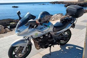 Kawasaki zr7s
