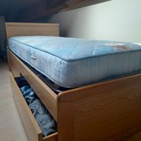 Letto singolo con materasso