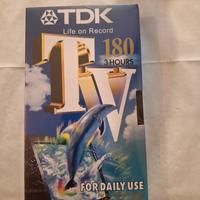 cassetta TDK TV VHS 18O