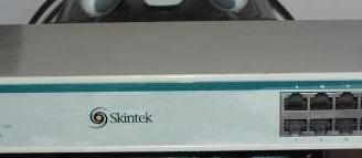 Hub Switch 10/100 Shintek 16 porte
