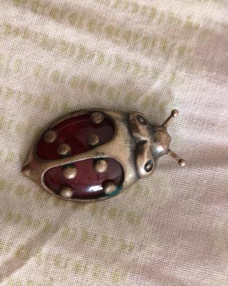 Coccinella in argento 800 con pietra 