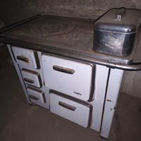 Stufa vintage d'epoca Zappas e ghisa (antica)