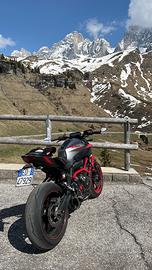 Yamaha MT 07 (35kw libretto)