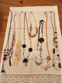 Lotto di collane 